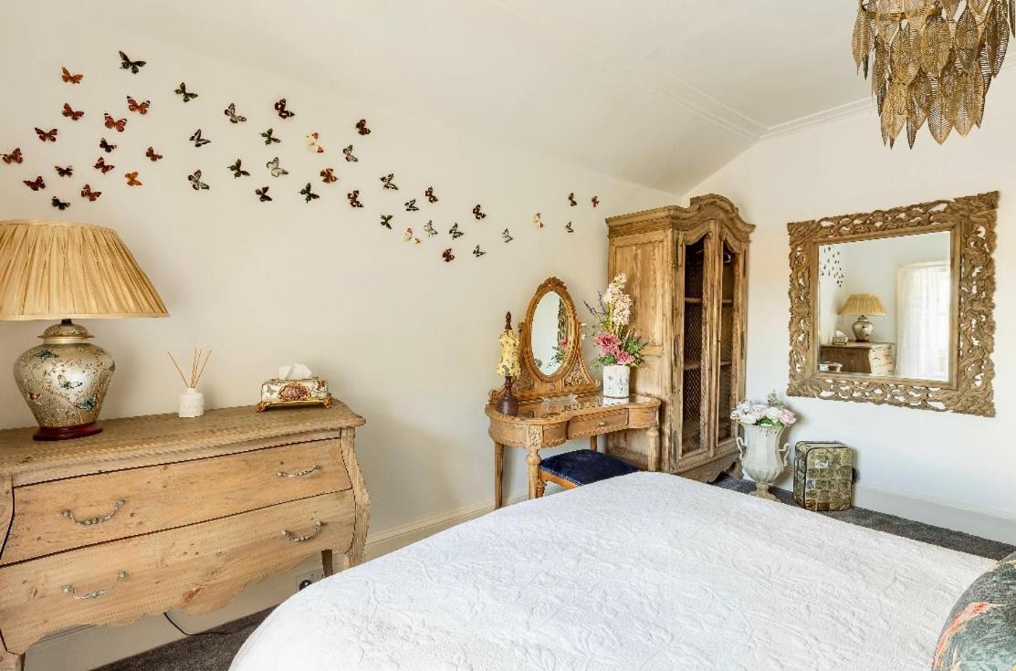 Maybole Private Room & Bathroom In Manor House מראה חיצוני תמונה